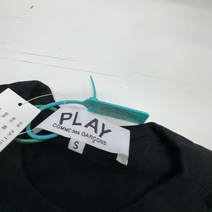 Comme des Garcons Comme des Garcons Play Black Heart Logo T-Shirt 0079 Size US S / EU 44-46 / 1 - 3 Thumbnail