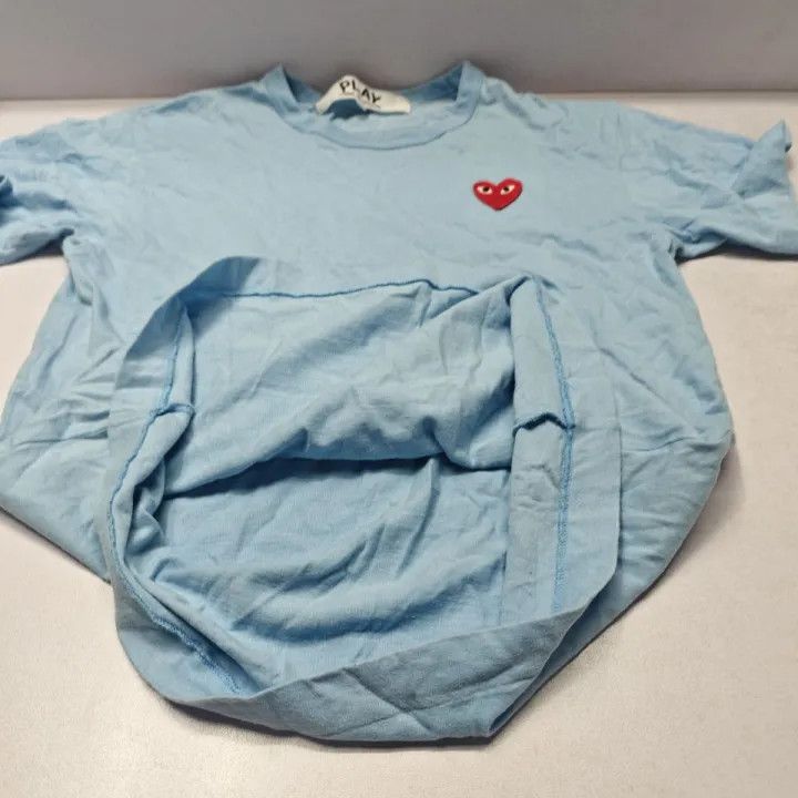 Comme des Garcons Comme des Garçons PLAY Red Heart Embroidery T-Shirt 0079 Size US M / EU 48-50 / 2 - 9 Thumbnail