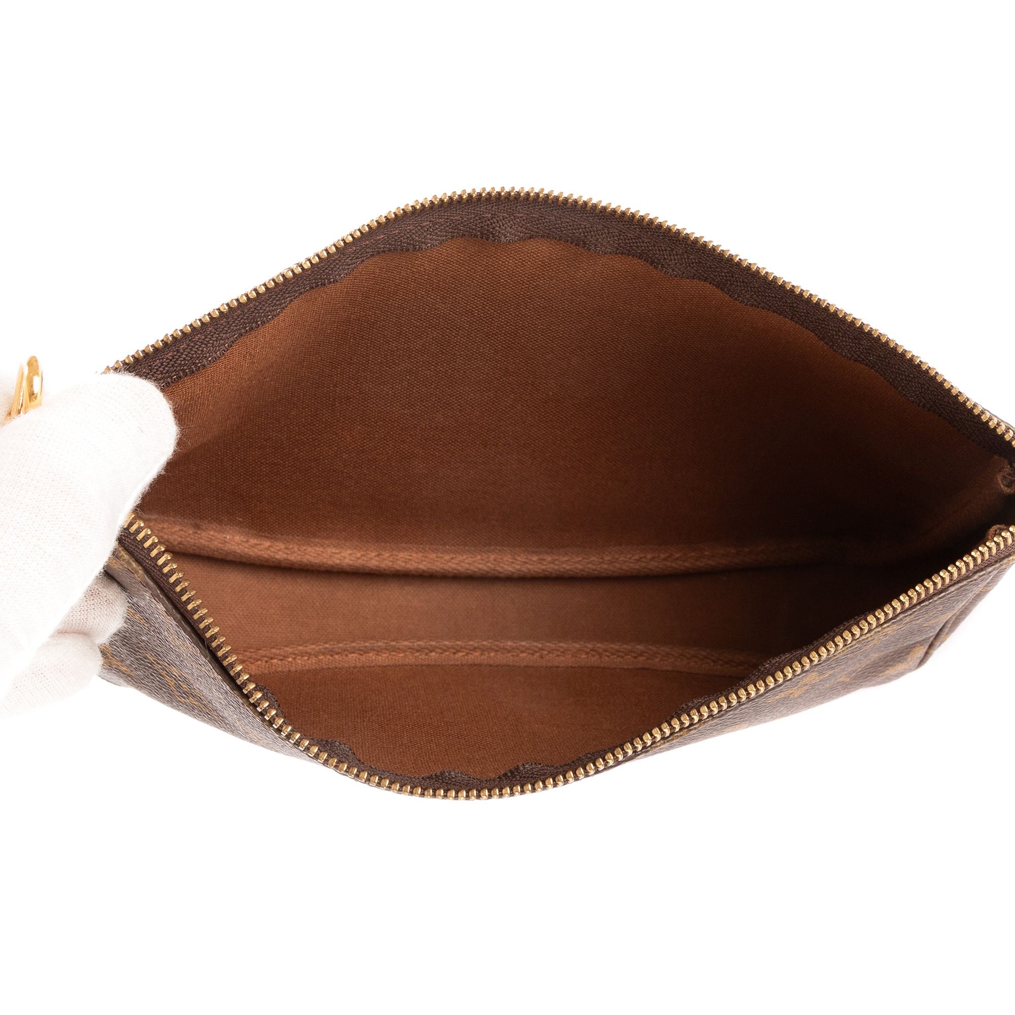 Louis Vuitton Accessory Pouch Size ONE SIZE - 9 Thumbnail