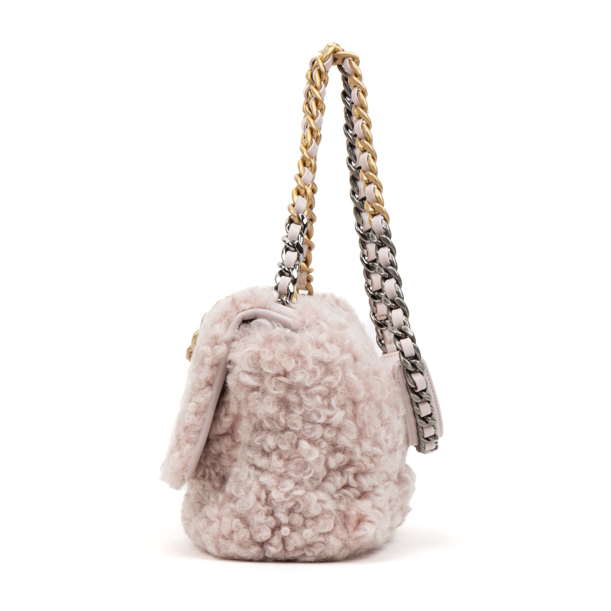 Chanel Rare Shearling 19 Classic Flap Size ONE SIZE - 4 Thumbnail