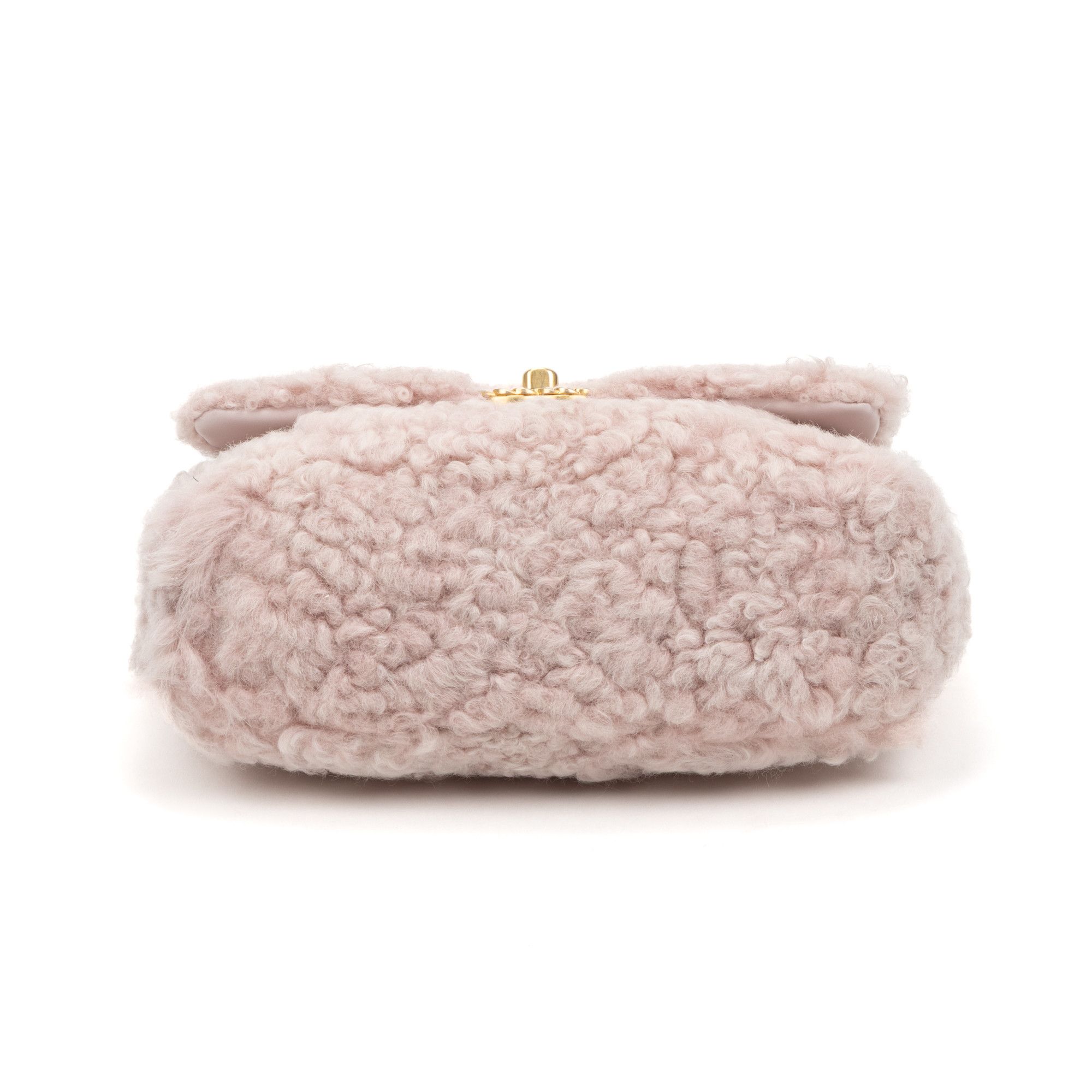 Chanel Rare Shearling 19 Classic Flap Size ONE SIZE - 6 Thumbnail
