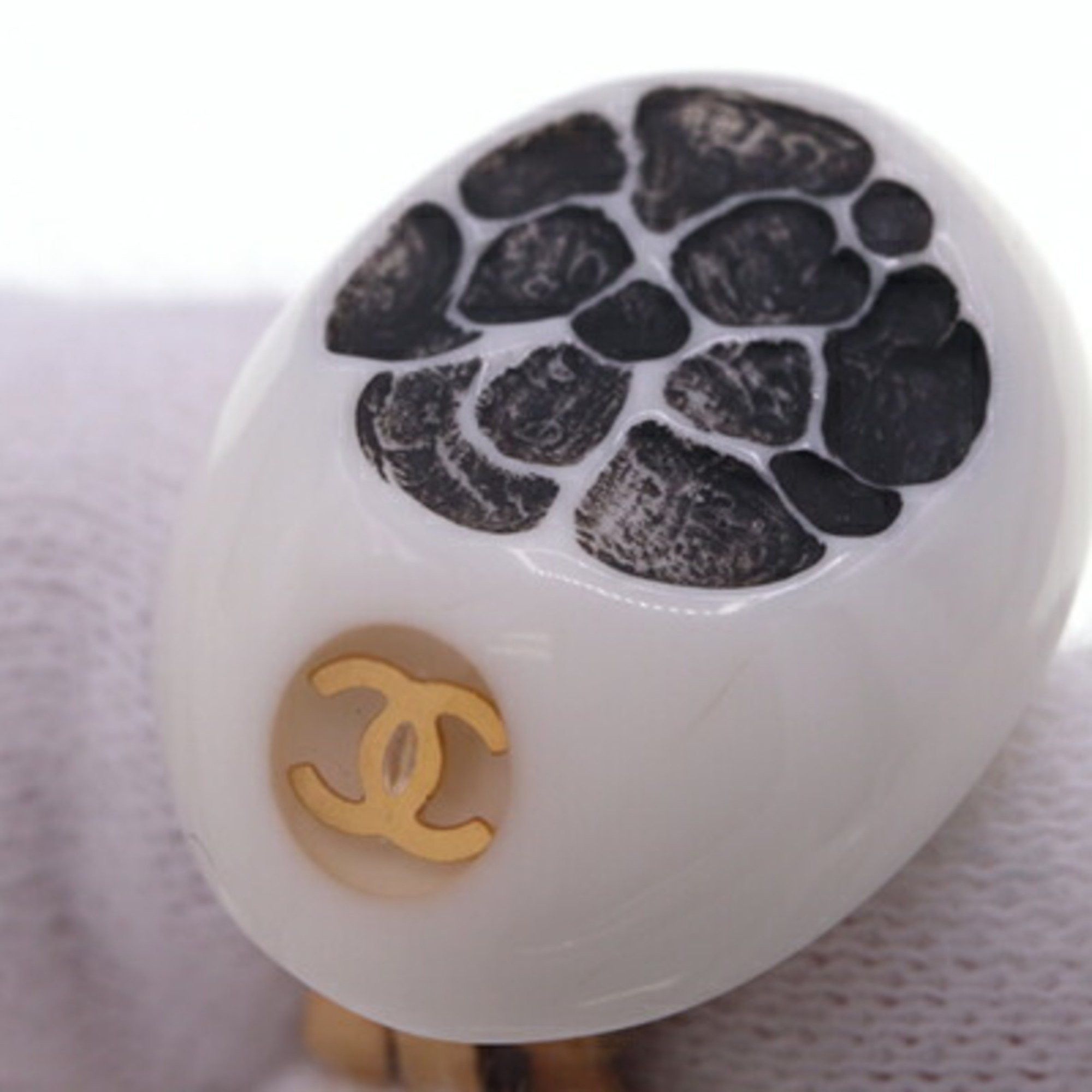 Chanel Chanel Camellia earring Size ONE SIZE - 4 Thumbnail