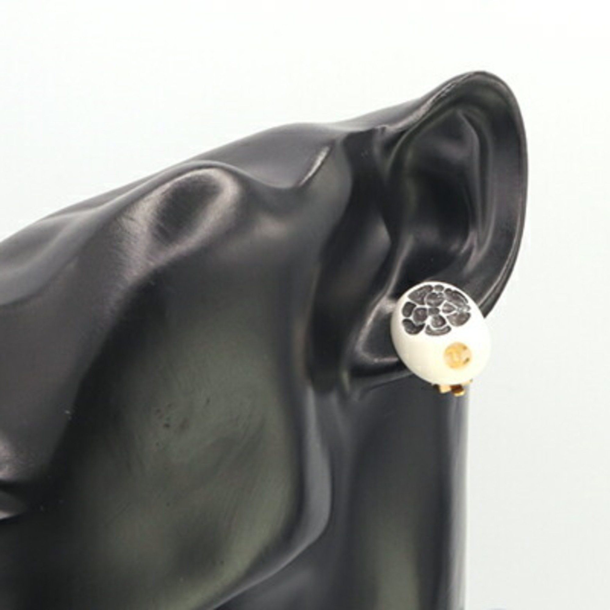 Chanel Chanel Camellia earring Size ONE SIZE - 7 Thumbnail