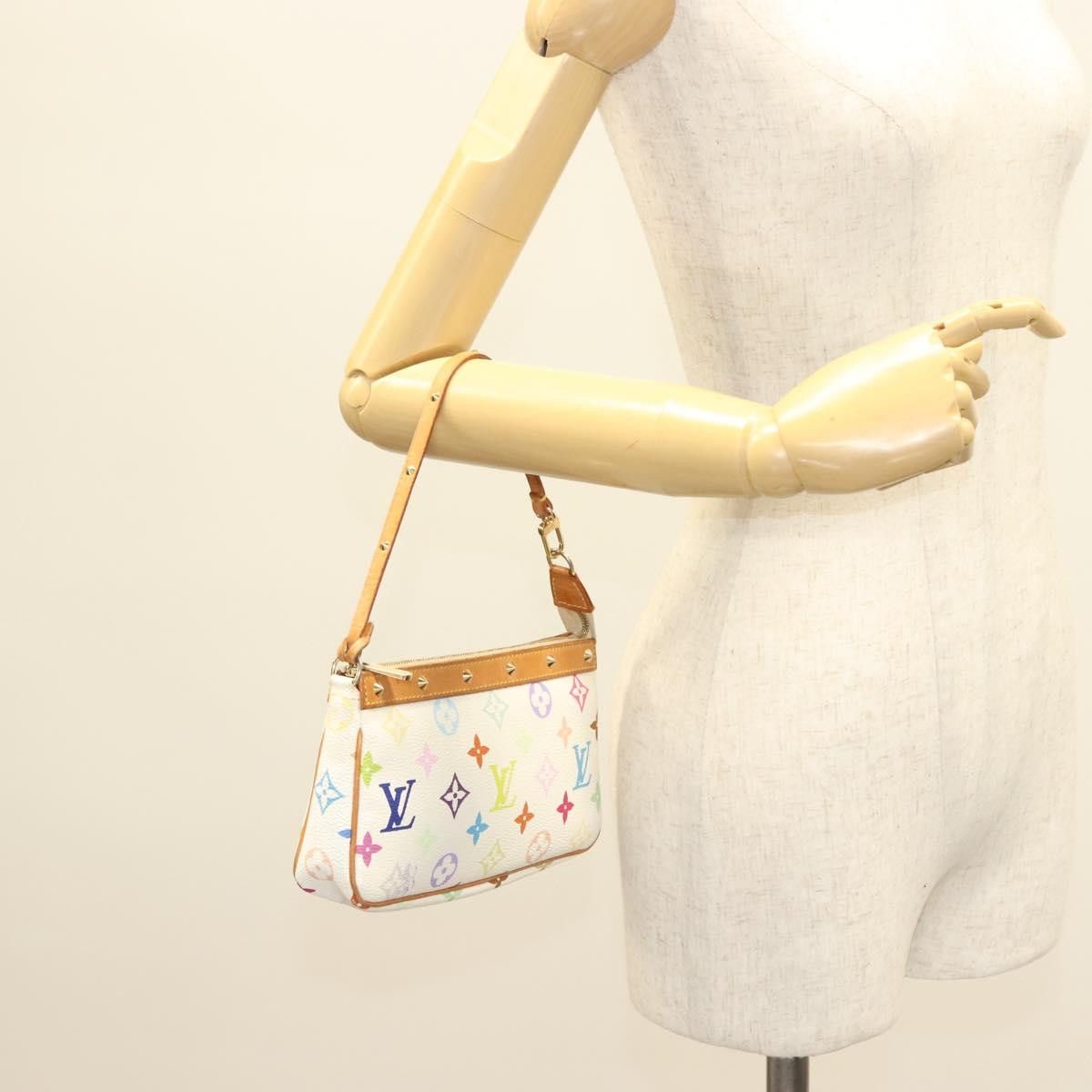 Louis Vuitton Louis Vuitton Pochette Accessoire clutch Size ONE SIZE - 15 Thumbnail