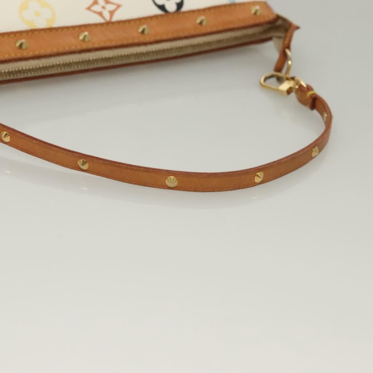 Louis Vuitton Louis Vuitton Pochette Accessoire clutch Size ONE SIZE - 5 Thumbnail