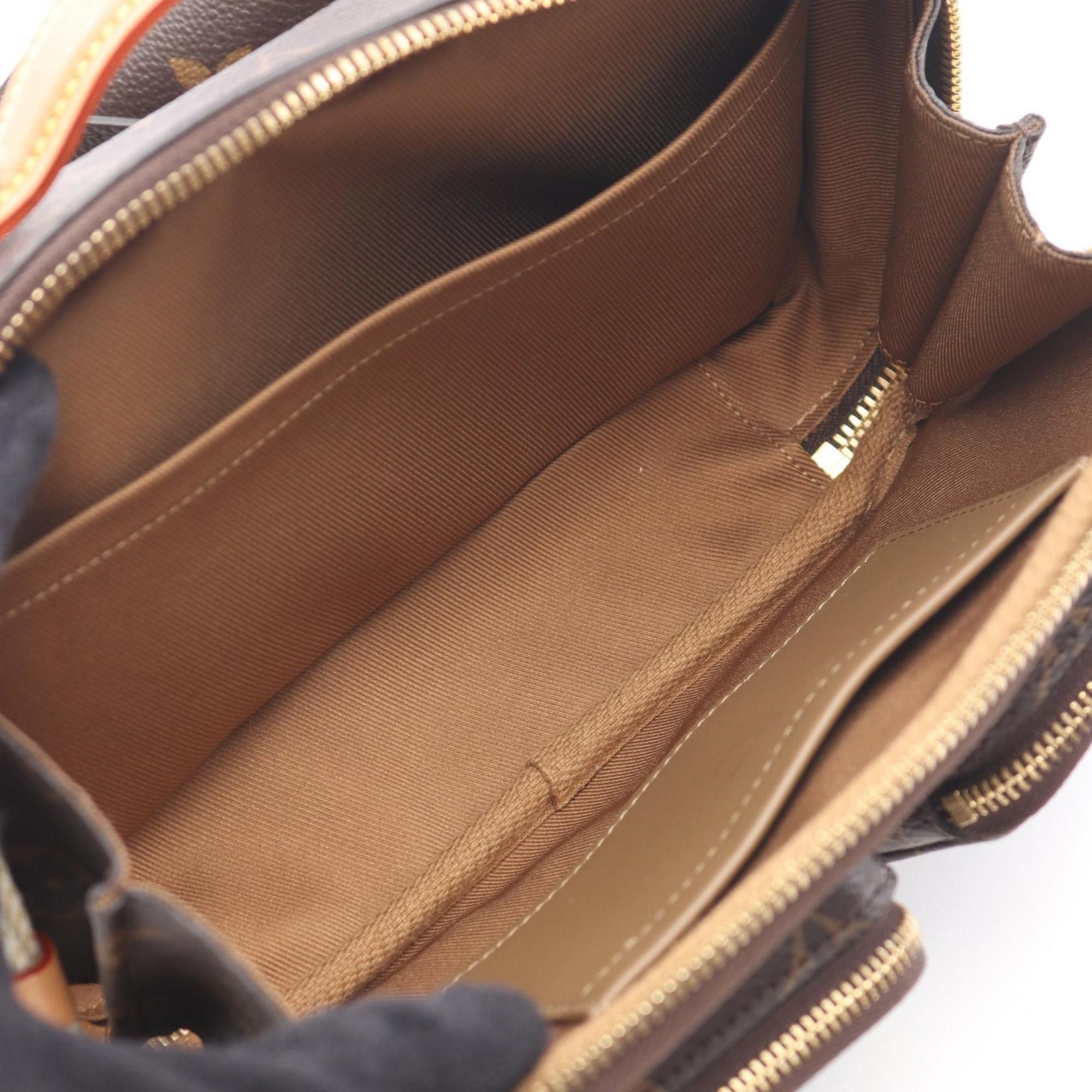 Louis Vuitton Louis Vuitton Utility handbag Size ONE SIZE - 5 Thumbnail