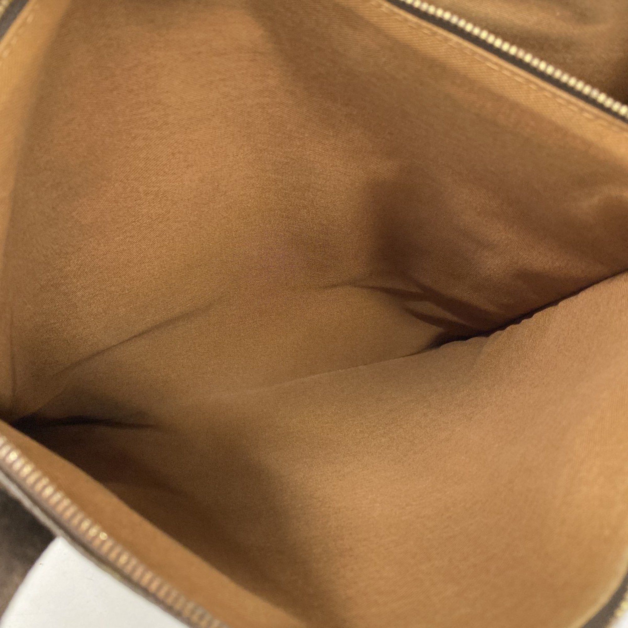Louis Vuitton Louis Vuitton Beaubourg tote Size ONE SIZE - 17 Thumbnail