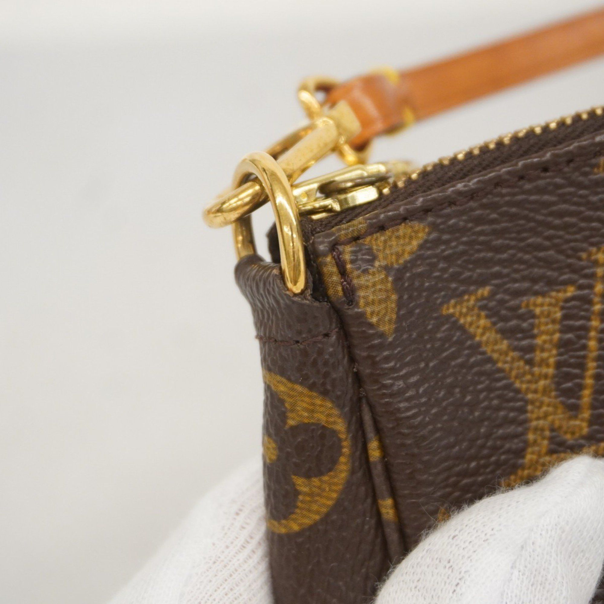 Louis Vuitton Louis Vuitton Pochette Accessoire clutch Size ONE SIZE - 11 Thumbnail
