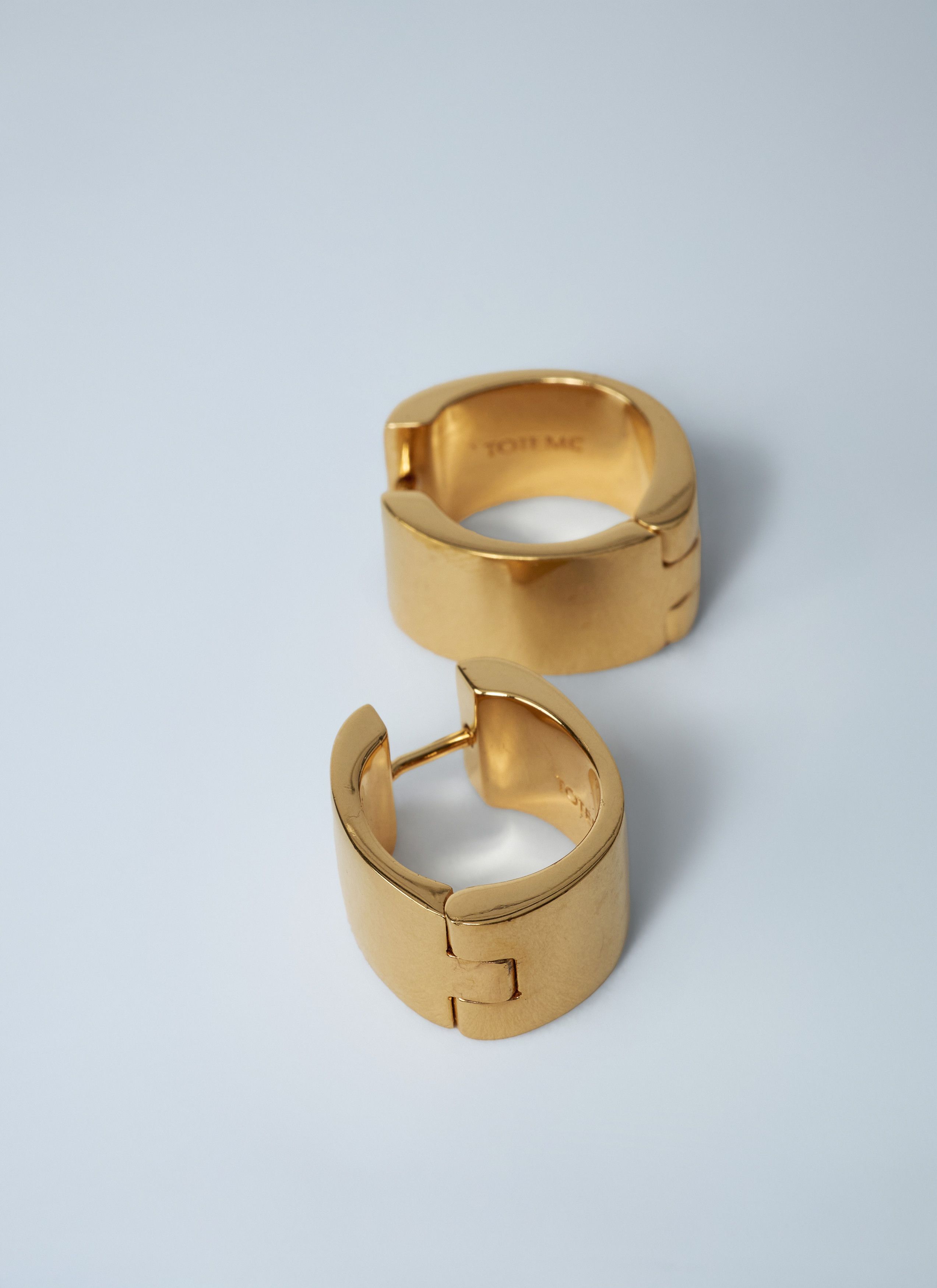 Toteme Signature Hoop Earrings Size ONE SIZE - 3 Thumbnail