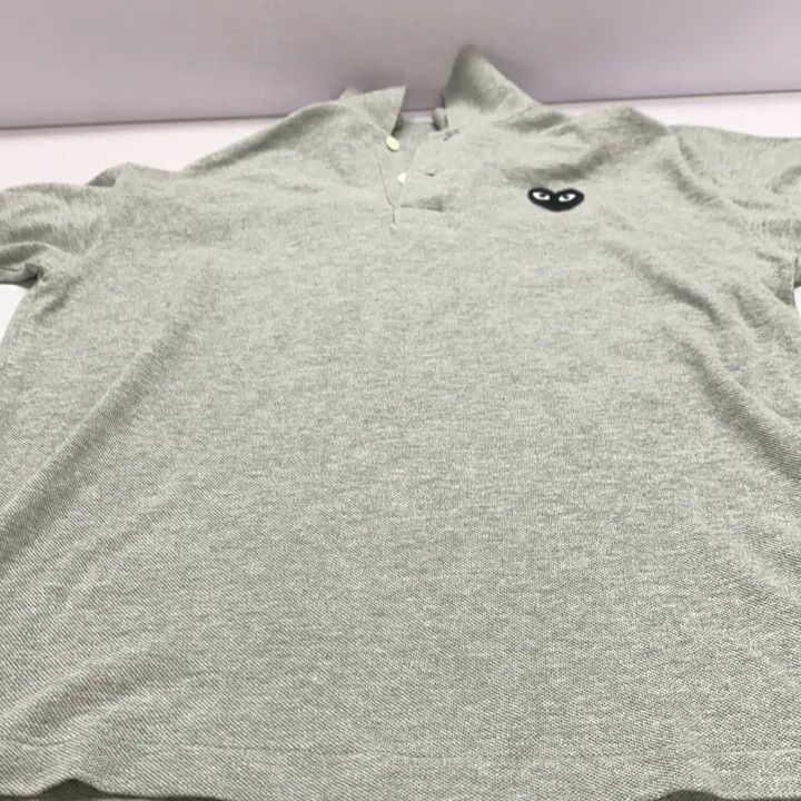 Comme des Garcons Comme des Garçons Play Gray Logo Polo Shirt 0079 Size US L / EU 52-54 / 3 - 9 Thumbnail
