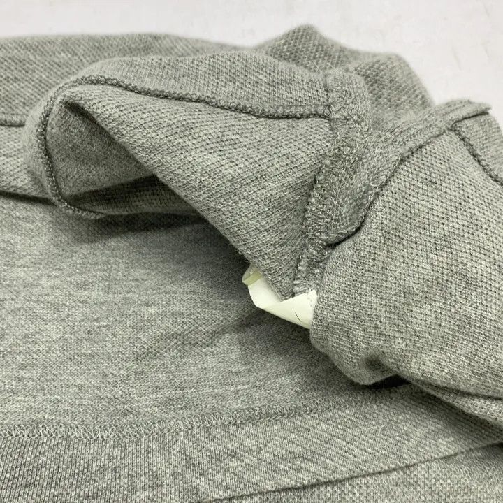 Comme des Garcons Comme des Garçons Play Gray Logo Polo Shirt 0079 Size US L / EU 52-54 / 3 - 11 Thumbnail