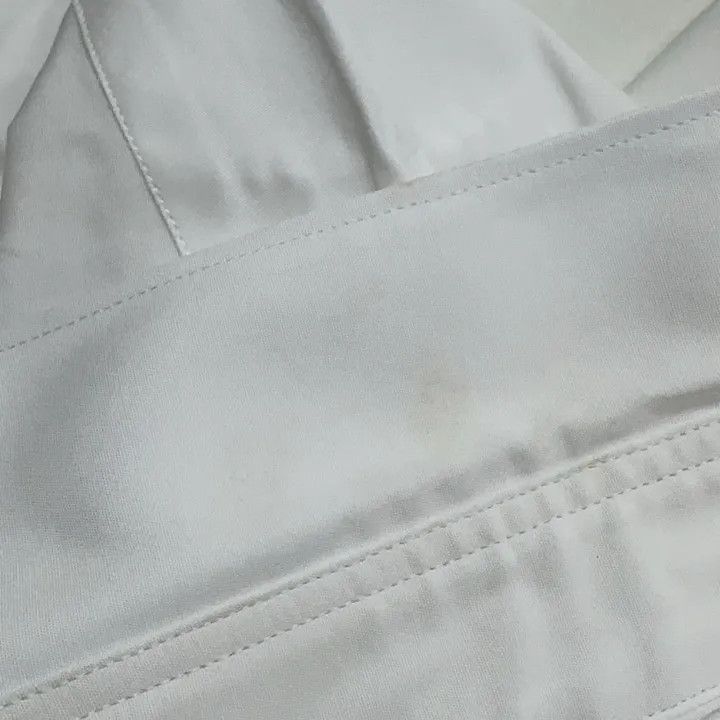 Comme des Garcons Comme des Garçons Play Red Emblem Button Up Shirt 0079 Size US L / EU 52-54 / 3 - 10 Thumbnail