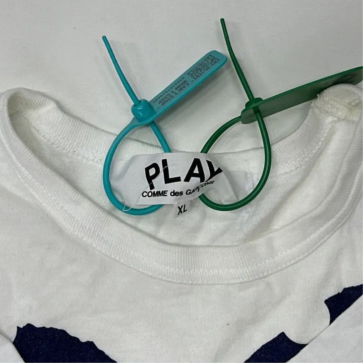 Comme des Garcons Comme des Garçons Play Blue Polka Dot T-Shirt 0079 Size US XL / EU 56 / 4 - 2 Thumbnail
