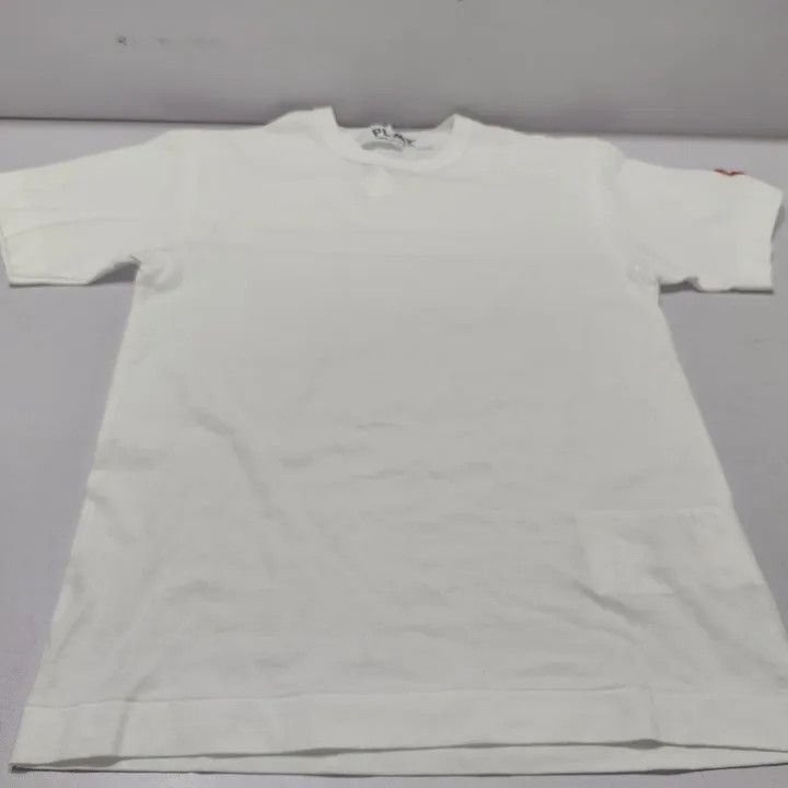Comme des Garcons Comme des Garçons Play White Short Sleeve T-Shirt 0079 Size US S / EU 44-46 / 1 - 9 Thumbnail