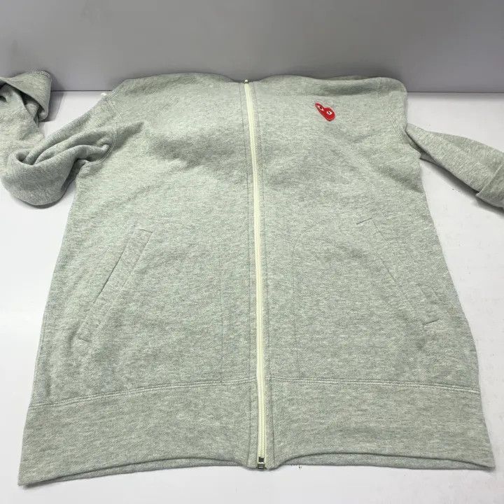 Comme des Garcons Comme des Garçons Gray Hooded Sweatshirt with Heart 0079 Size US L / EU 52-54 / 3 - 8 Thumbnail