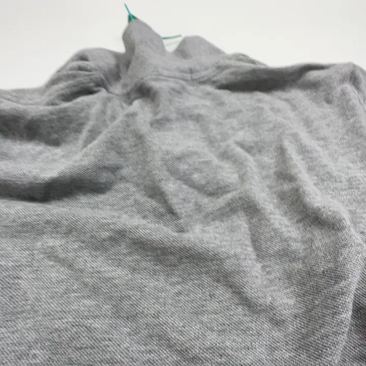 Comme des Garcons Comme des Garçons Play Gray Logo Polo Shirt 0079 Size US M / EU 48-50 / 2 - 4 Thumbnail