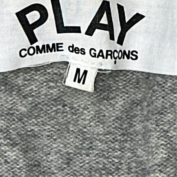 Comme des Garcons Comme des Garçons Play Gray Logo Sweater for Men 0079 Size US M / EU 48-50 / 2 - 4 Thumbnail