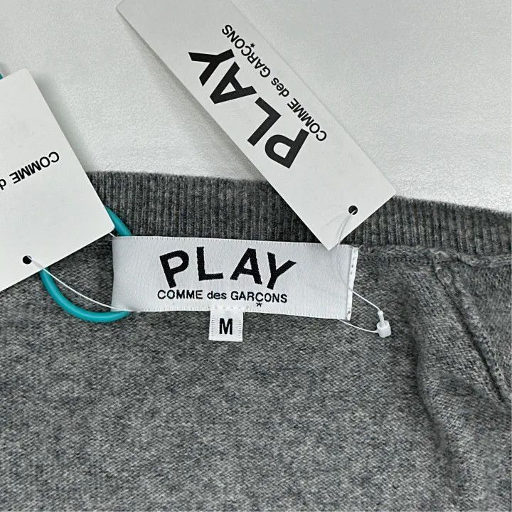 Comme des Garcons Comme Des Garcons Play Grey Long Sleeve Sweater 0079 Size US M / EU 48-50 / 2 - 3 Thumbnail
