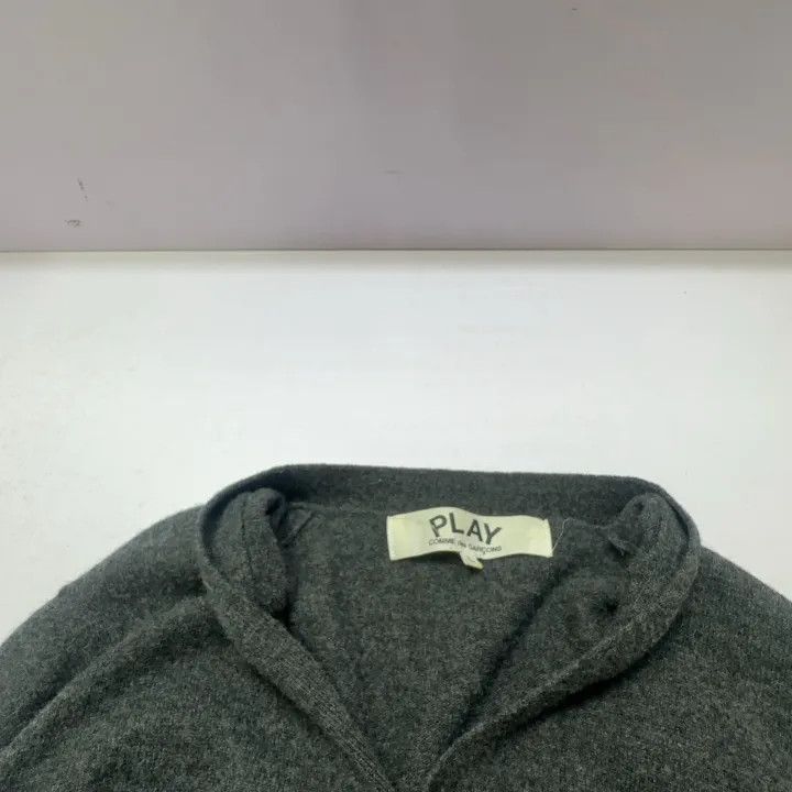Comme des Garcons Comme des Garçons Play Gray Wool Cardigan 0079 Size US L / EU 52-54 / 3 - 7 Thumbnail
