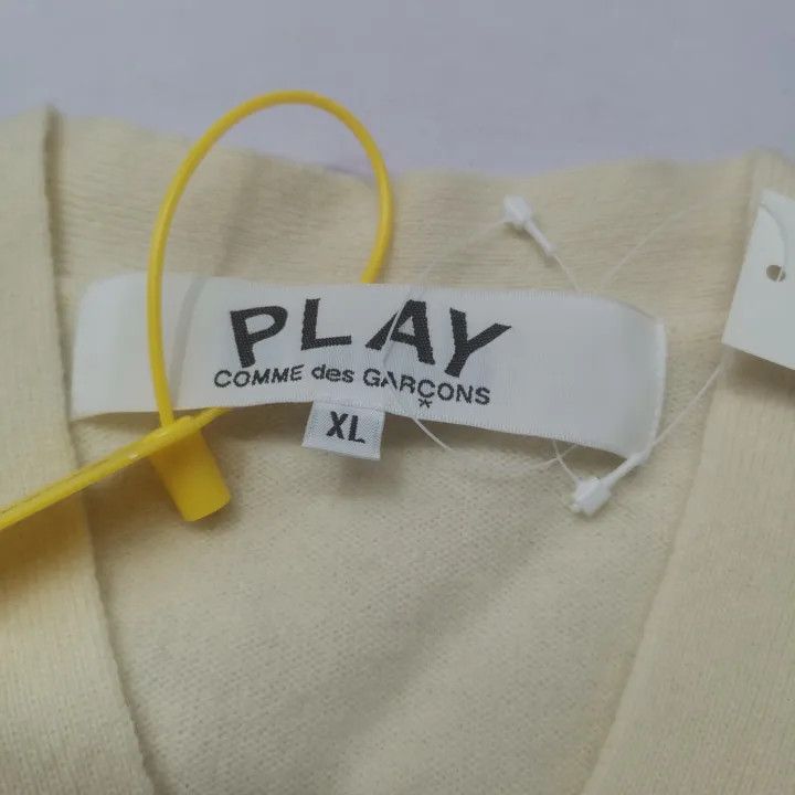 Comme des Garcons Comme des Garçons Play Heart Embroidered Cardigan 0079 Size US XL / EU 56 / 4 - 4 Thumbnail