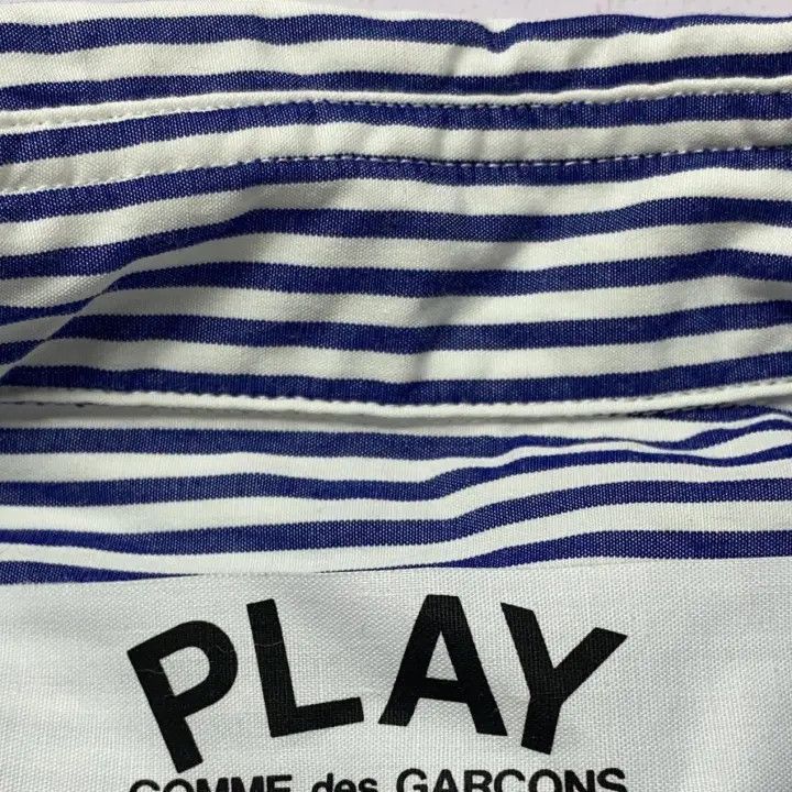 Comme des Garcons Comme des Garçons Play Striped Shirt for Men 0079 Size US M / EU 48-50 / 2 - 8 Thumbnail