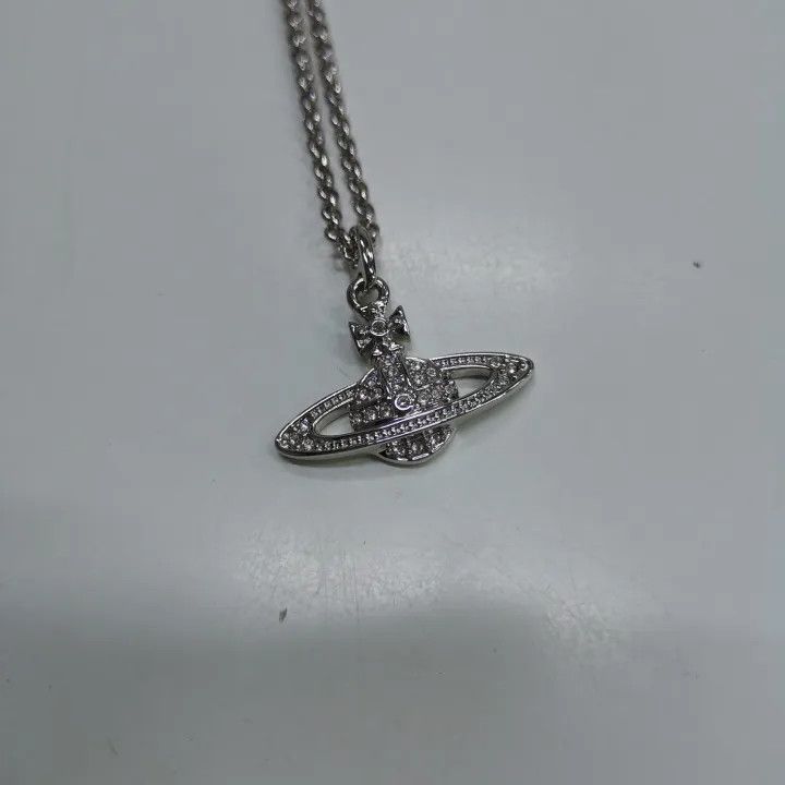 Vivienne Westwood Vivienne Westwood MAN Mini Bas Relief Orb Pendant 0079 Size ONE SIZE - 2 Thumbnail