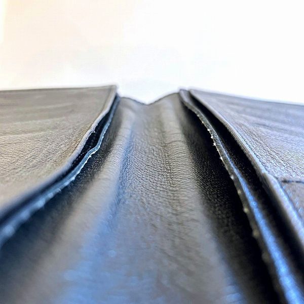 Louis Vuitton Louis Vuitton Louis Vuitton Portecarte Credit Taiga Long Wallet Leather Long Wallet M31002 Size ONE SIZE - 6 Thumbnail