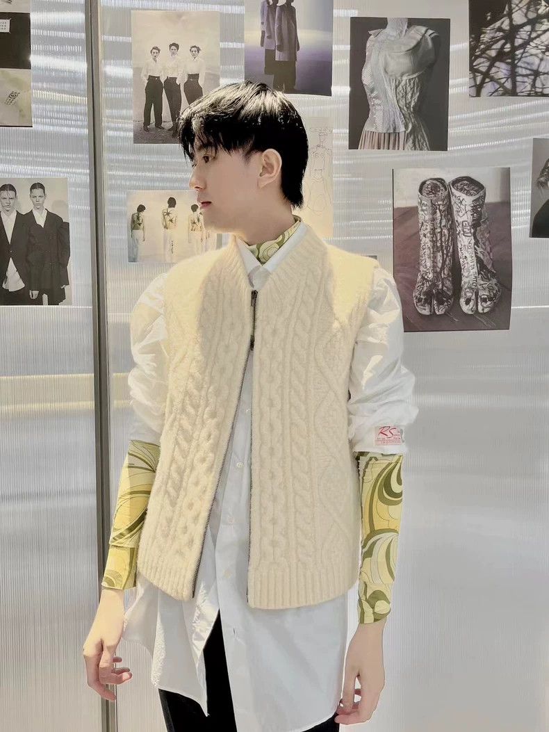 Maison Margiela Maison Martin Margiela White Wool Vest Size US M / EU 48-50 / 2 - 3 Thumbnail