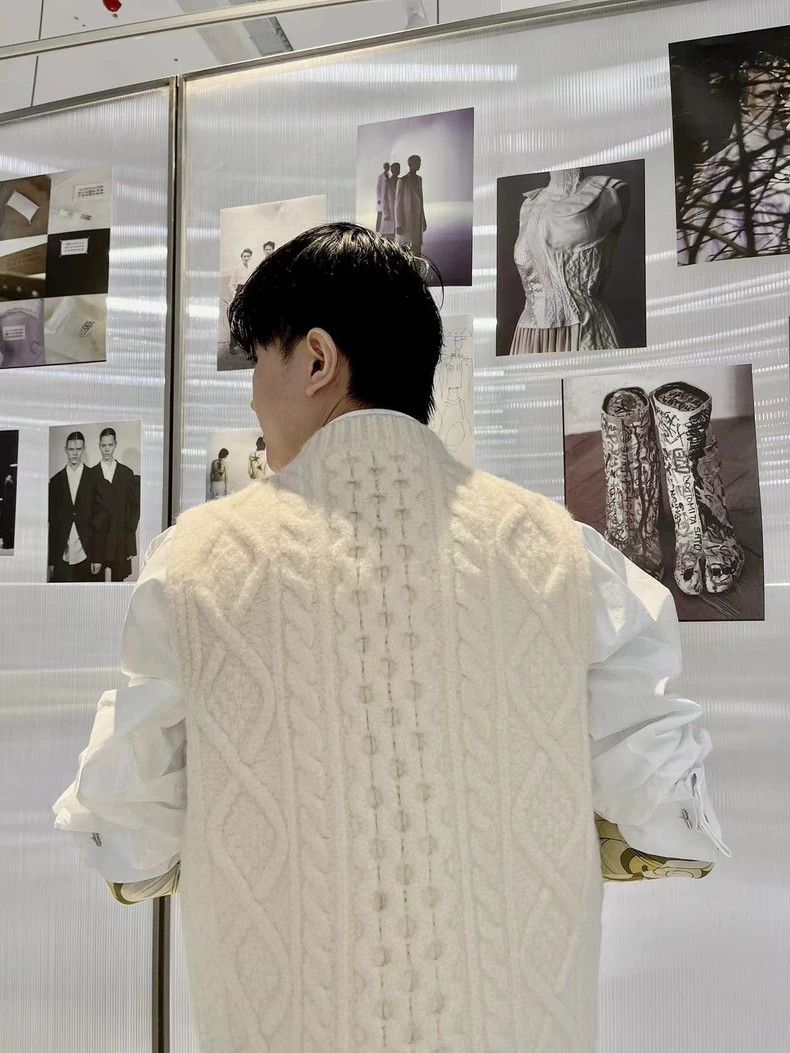 Maison Margiela Maison Martin Margiela White Wool Vest Size US M / EU 48-50 / 2 - 4 Thumbnail