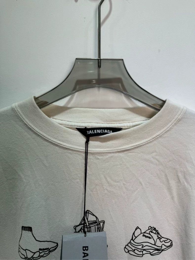 Balenciaga balenciaga hand-painted logo short sleeve shirt Size US XS / EU 42 / 0 - 2 Thumbnail