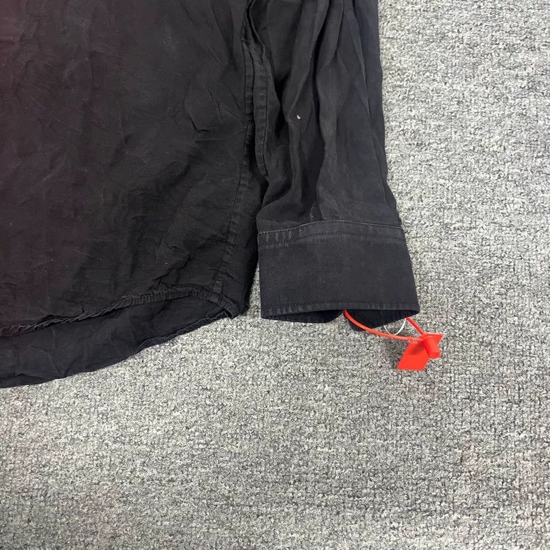 Balenciaga balenciaga dual color button-up shirt Size US M / EU 48-50 / 2 - 3 Thumbnail