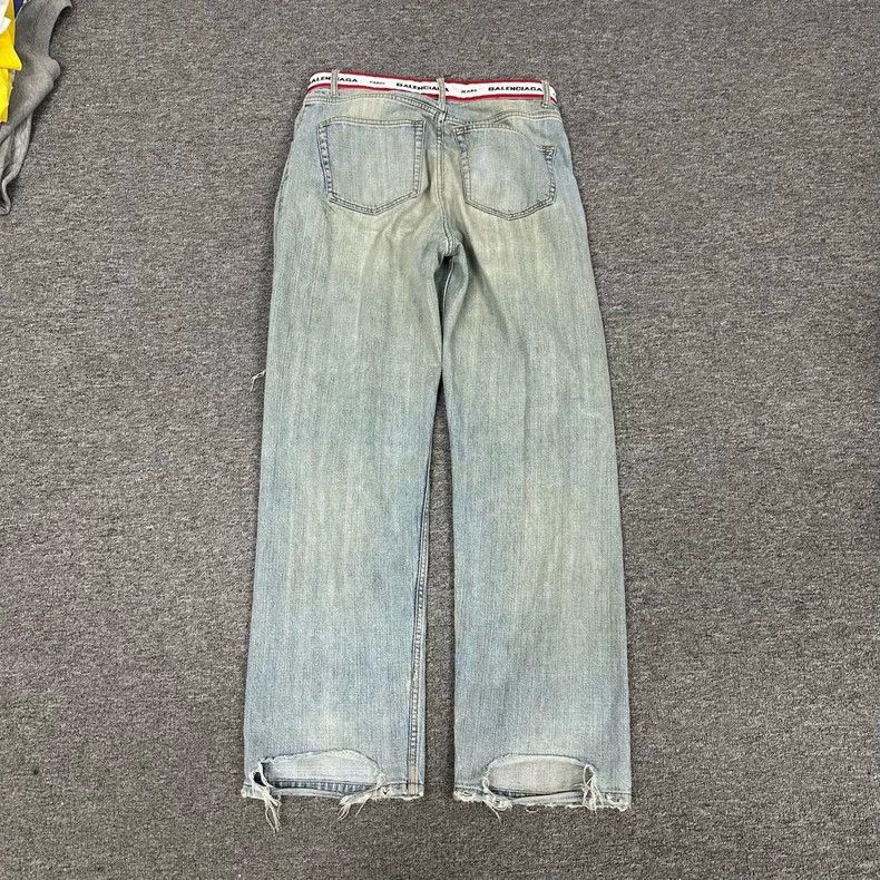 Balenciaga balenciaga logo distressed denim pants Size US 26 / EU 42 - 2 Thumbnail