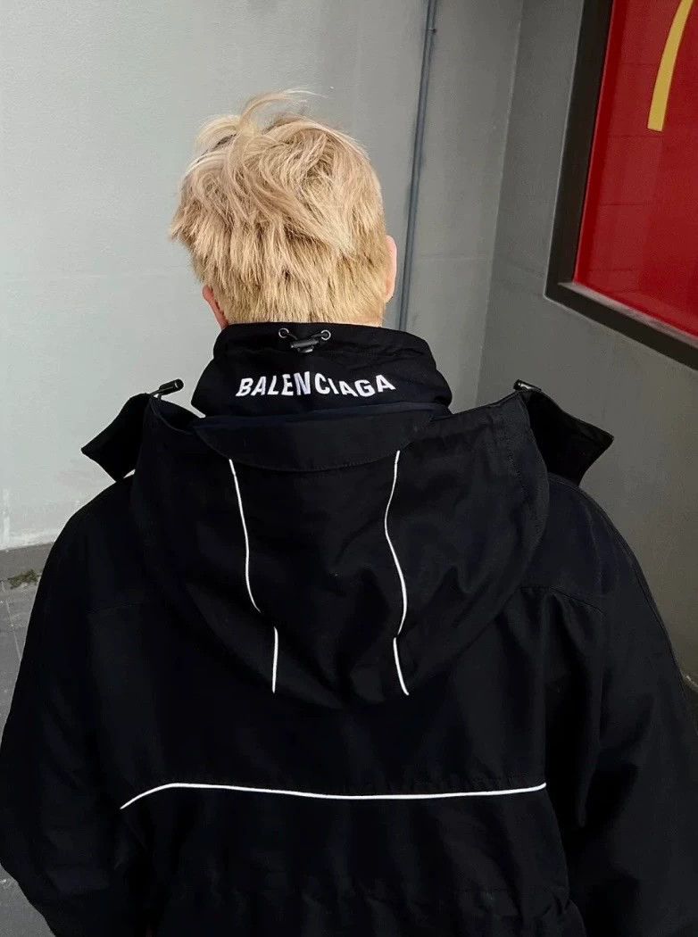Balenciaga balenciaga black hooded parka jacket Size US L / EU 52-54 / 3 - 4 Thumbnail