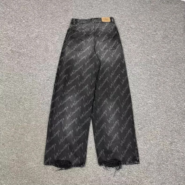 Balenciaga balenciaga gray printed denim pants Size US 26 / EU 42 - 2 Thumbnail