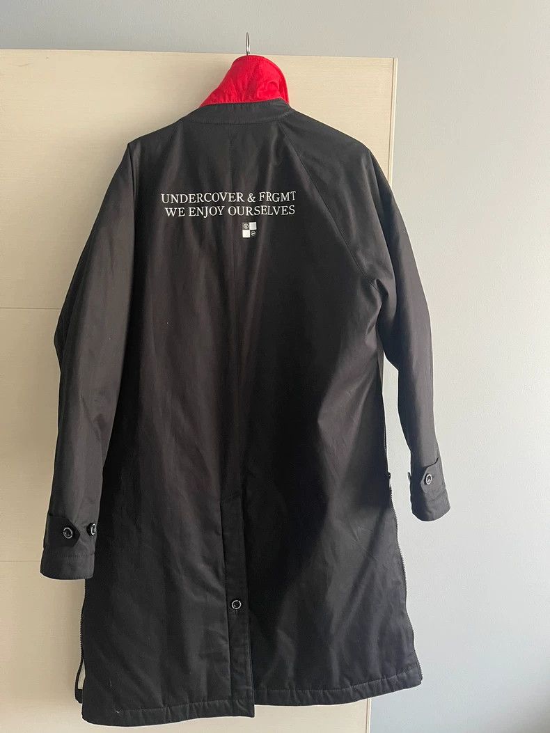Undercover stylish long black outerwear with collar Size US L / EU 52-54 / 3 - 3 Thumbnail