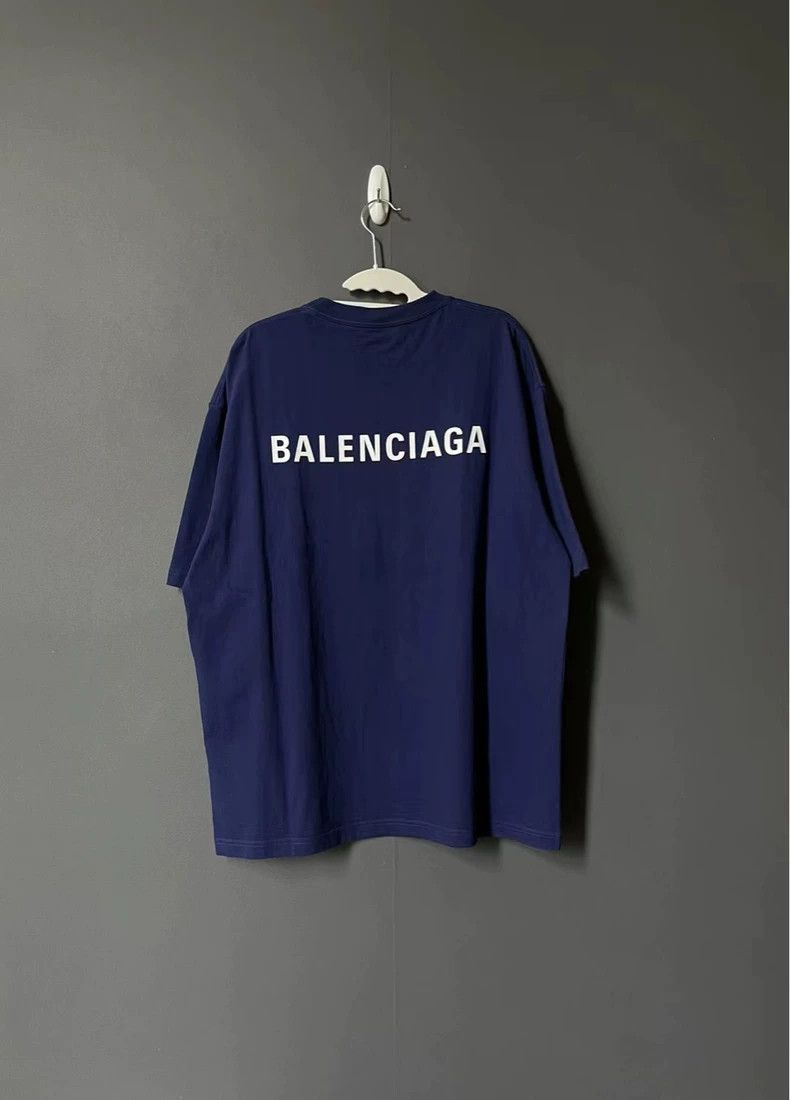 Balenciaga balenciaga short sleeve letter t-shirt Size US L / EU 52-54 / 3 - 2 Thumbnail