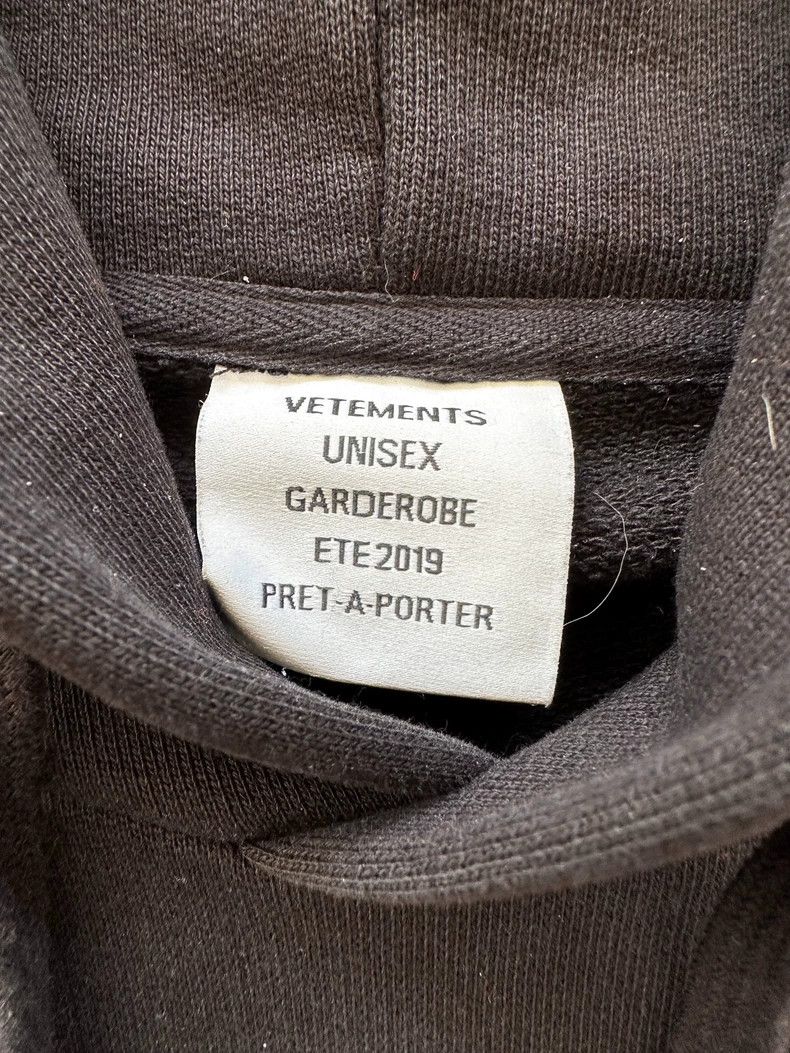Vetements vetements black hoodie with target design Size US S / EU 44-46 / 1 - 6 Thumbnail