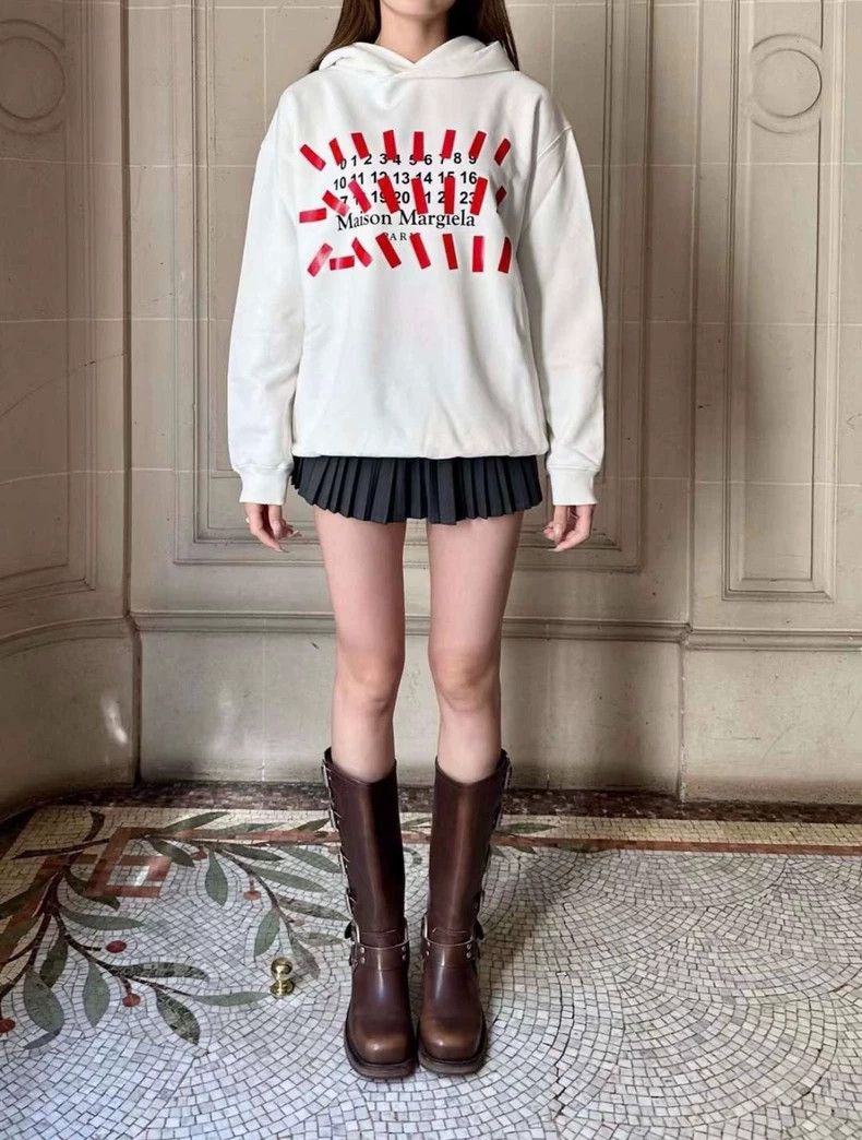 Maison Margiela Maison Margiela Rare Tape Hoodie Unisex Size US M / EU 48-50 / 2 - 8 Thumbnail