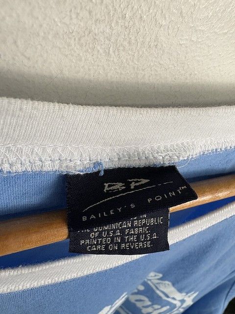 Vintage Vintage 90's Baileys Point Happy Hawaiian Two Tone Pullover T-Shirt Size XXL Size US XXL / EU 58 / 5 - 2 Thumbnail
