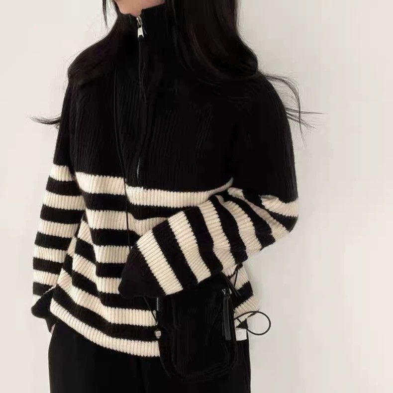 Maison Margiela black and white knit zip-up sweater Size US M / EU 48-50 / 2 - 9 Thumbnail