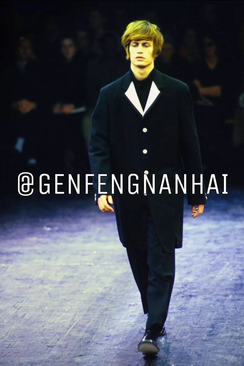 Yohji Yamamoto yohji yamamoto black wool silhouette coat Size US S / EU 44-46 / 1 - 4 Thumbnail
