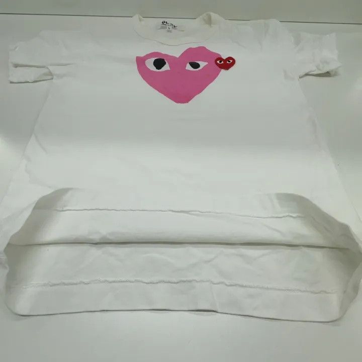 Comme des Garcons Comme des Garçons Play Pink Heart T-Shirt for Women 0079 Size L / US 10 / IT 46 - 11 Thumbnail