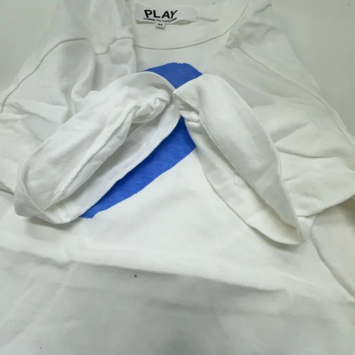 Comme des Garcons Comme des Garcons Play Blue Heart T-Shirt 0079 Size M / US 6-8 / IT 42-44 - 8 Thumbnail