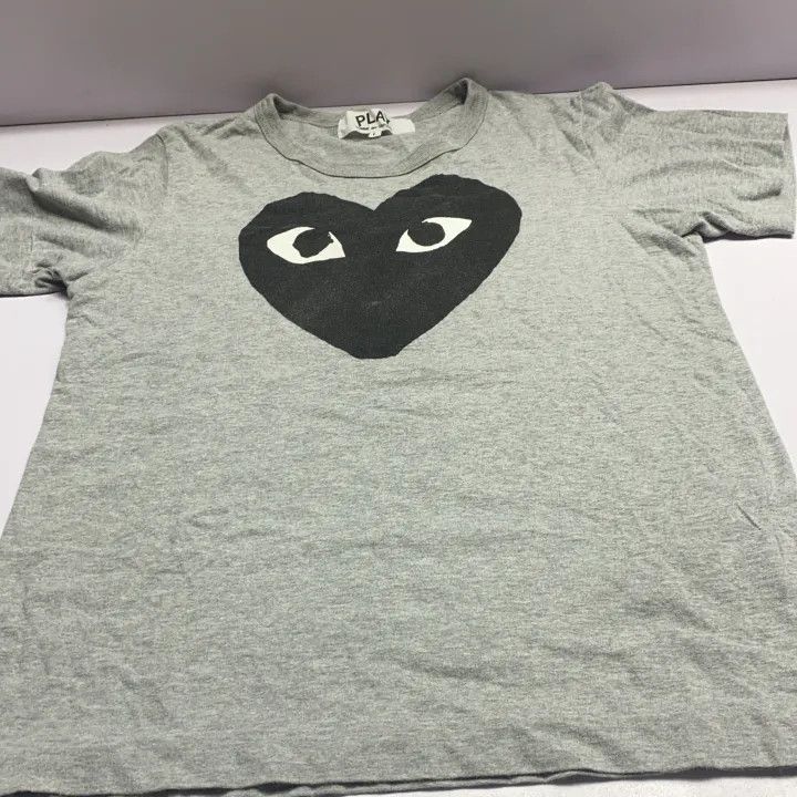 Comme des Garcons Comme des Garçons Play Black Heart T-Shirt 0079 Size L / US 10 / IT 46 - 11 Thumbnail