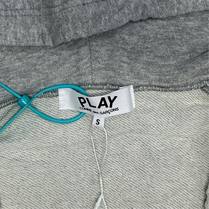 Comme des Garcons Comme des Garçons Play Gray Hoodie for Women 0079 Size S / US 4 / IT 40 - 2 Thumbnail