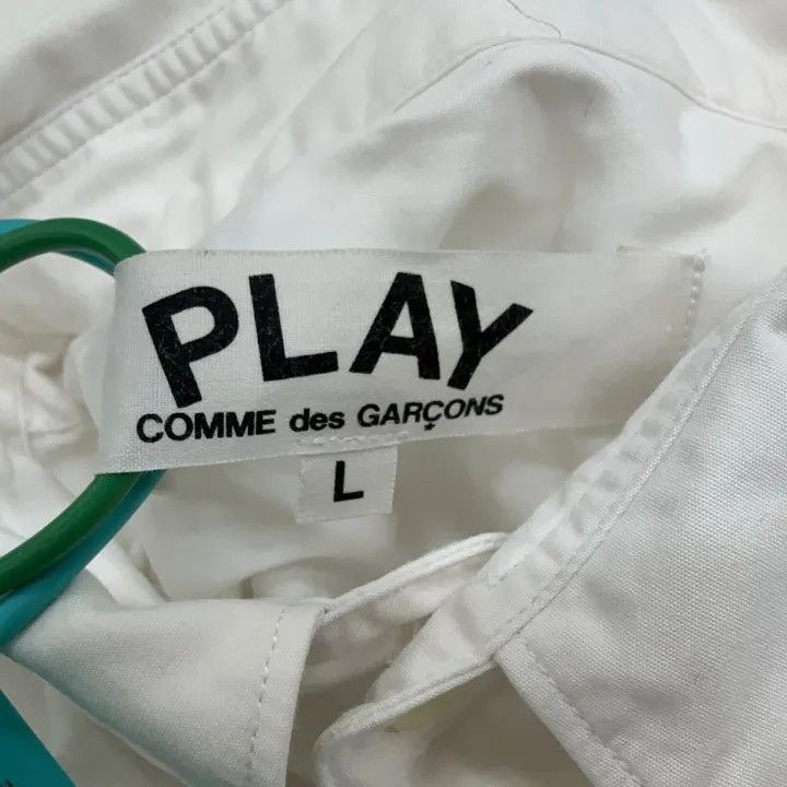 Comme des Garcons Comme des Garçons Play Red Heart Button Down Shirt 0079 Size L / US 10 / IT 46 - 3 Thumbnail