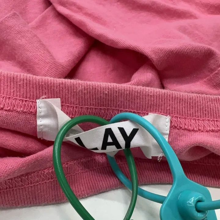 Comme des Garcons Comme des Garçons PLAY Pink Heart Short Sleeve Tee 0079 Size M / US 6-8 / IT 42-44 - 6 Thumbnail