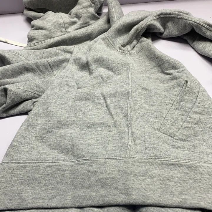 Comme des Garcons Comme des Garçons Play Gray Zip Hoodie 0079 Size L / US 10 / IT 46 - 15 Thumbnail