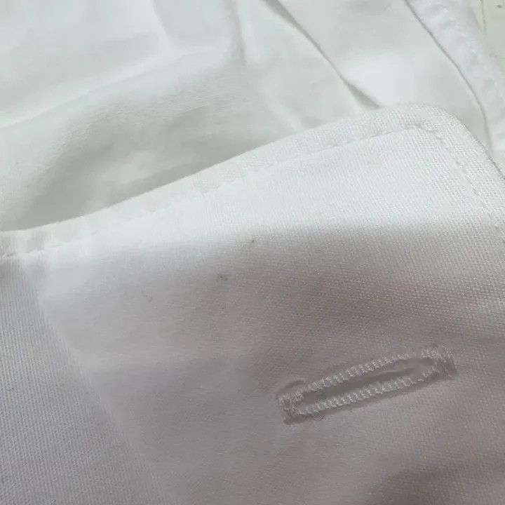 Comme des Garcons Comme des Garçons Play Red Emblem Button Down Shirt 0079 Size M / US 6-8 / IT 42-44 - 8 Thumbnail