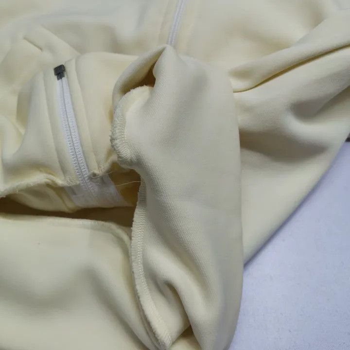 Comme des Garcons Comme des Garçons Play Ivory Hooded Zip Sweatshirt 0079 Size S / US 4 / IT 40 - 11 Thumbnail
